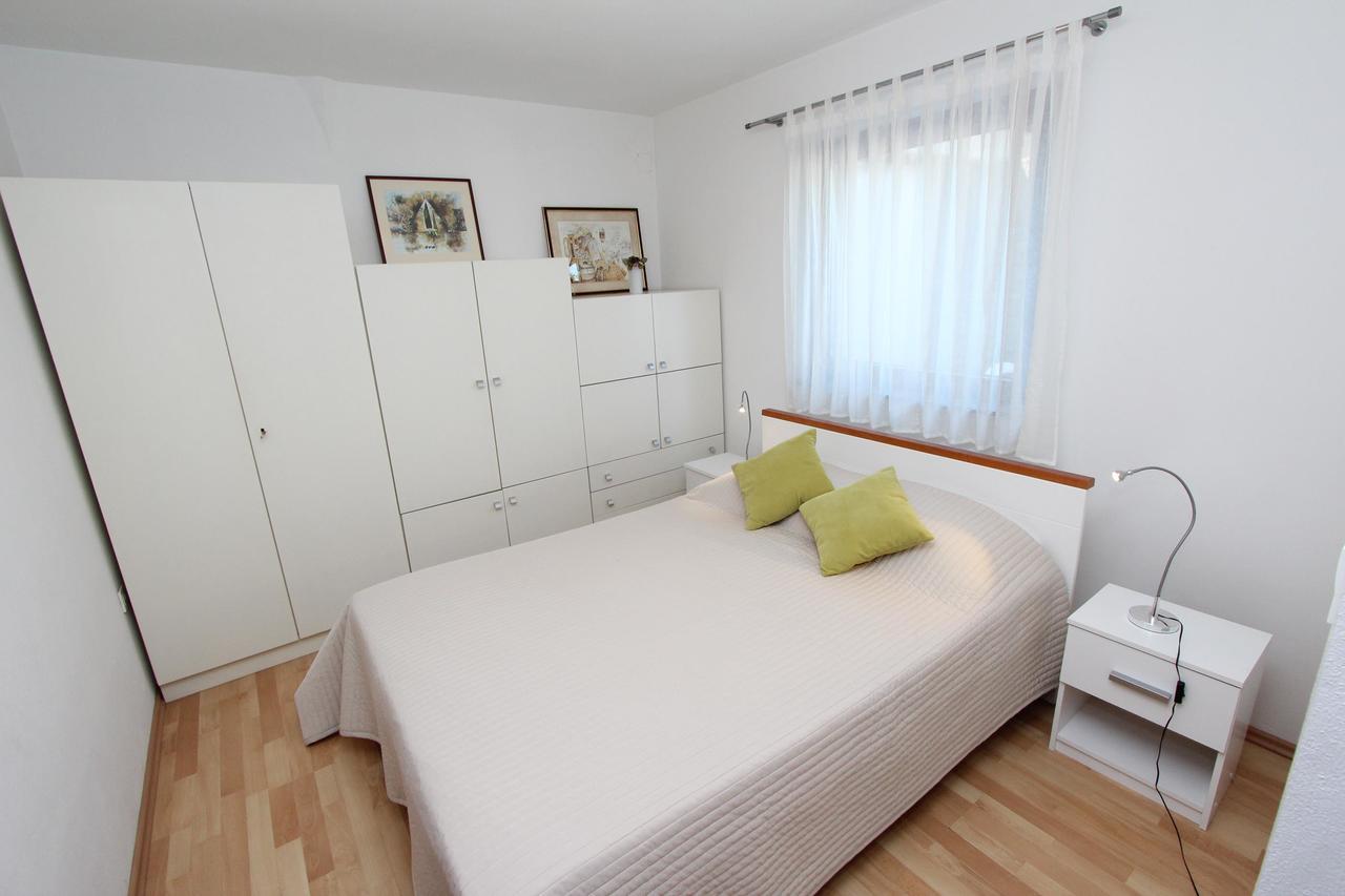 Appartement Irena Pula